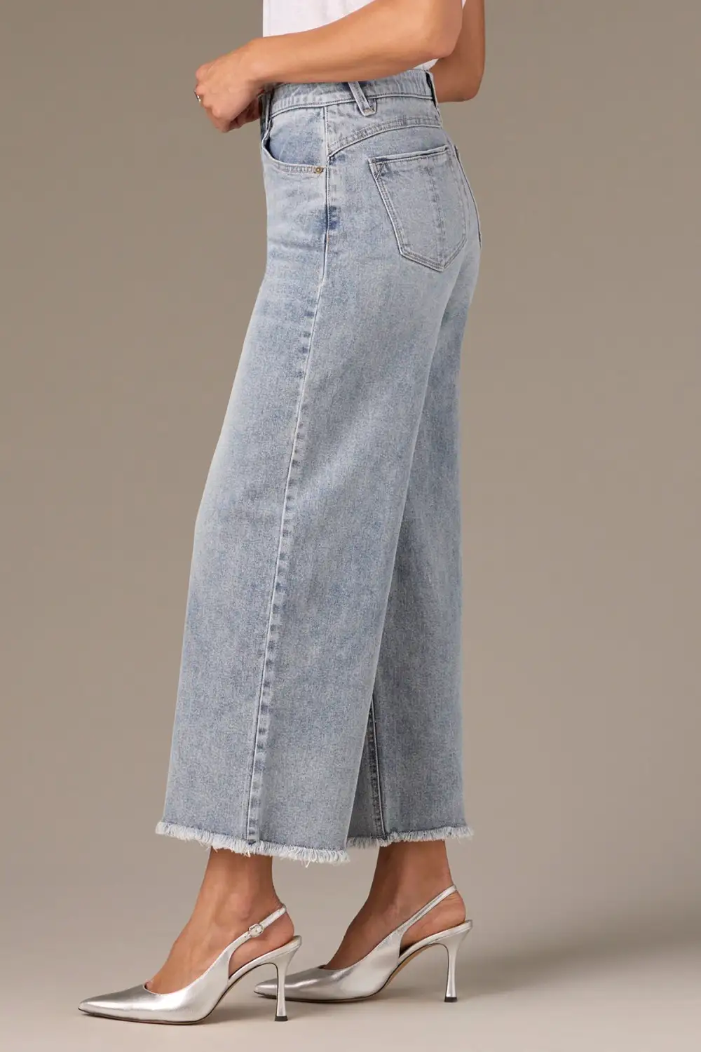 Wyatt  Round Up Wide Leg Boyfriend Jeans