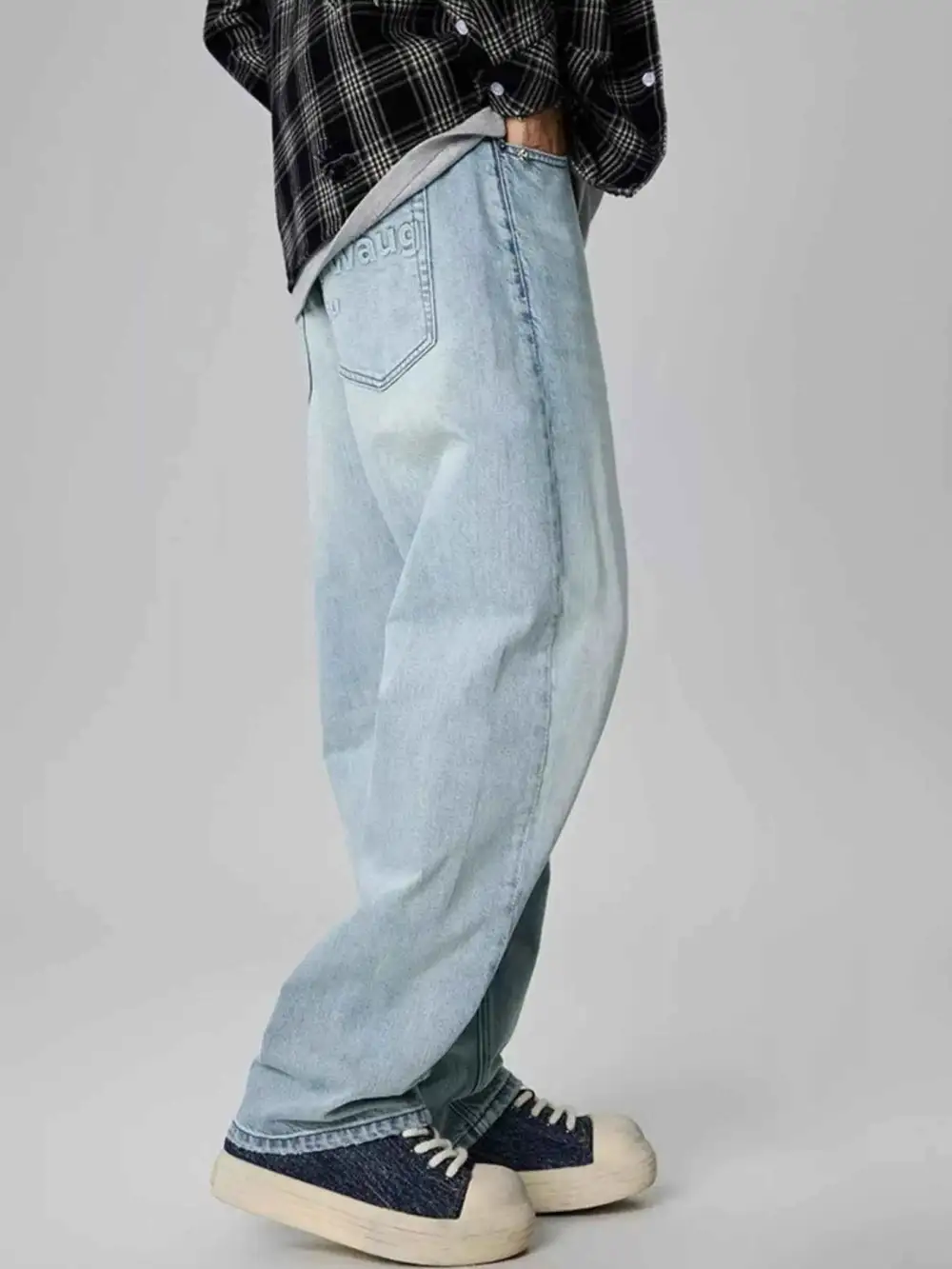 Modern Wash Straight Leg Jeans