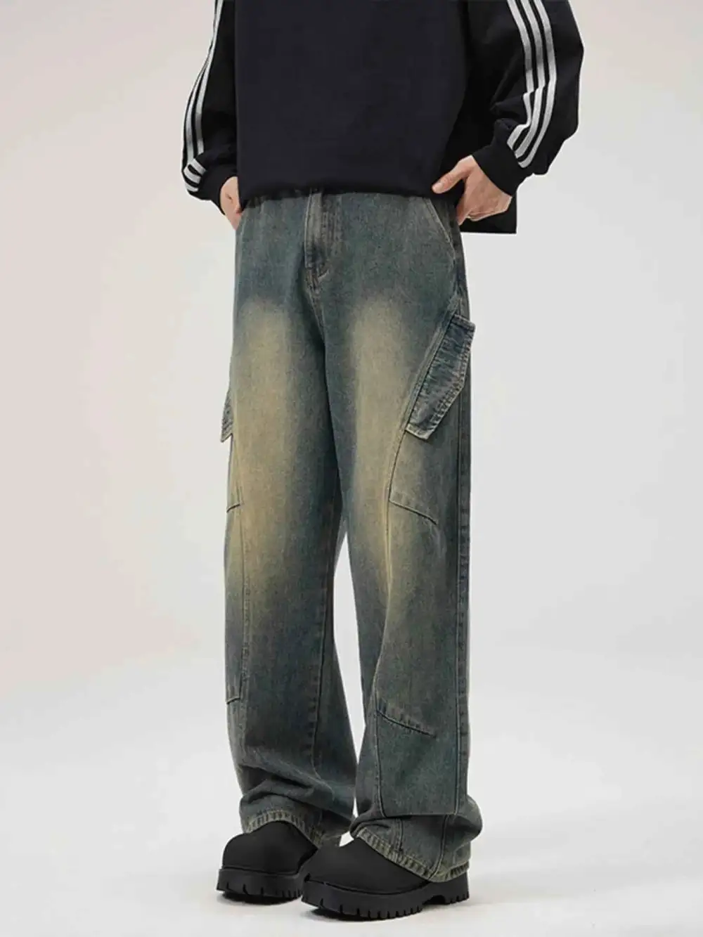 Washed Wide Leg Jeans
