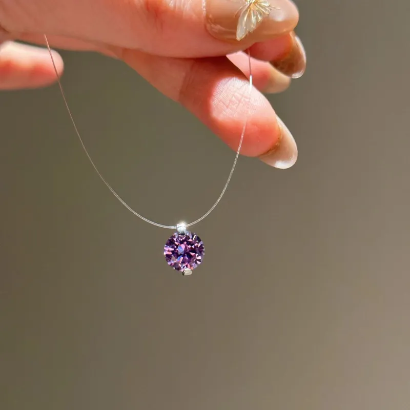 ✨ It looks like it’s floating on your skin. A barely-there clear necklace paired with a sparkling solitaire pendant creates the perfect minimalist look. Delicate, elegant, and effortless enough to wear every day. 💎  Wear it alone for a clean look or laye