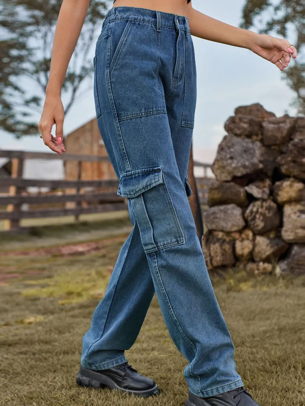 Relaxed High Waist Cargo Denim Jeans
