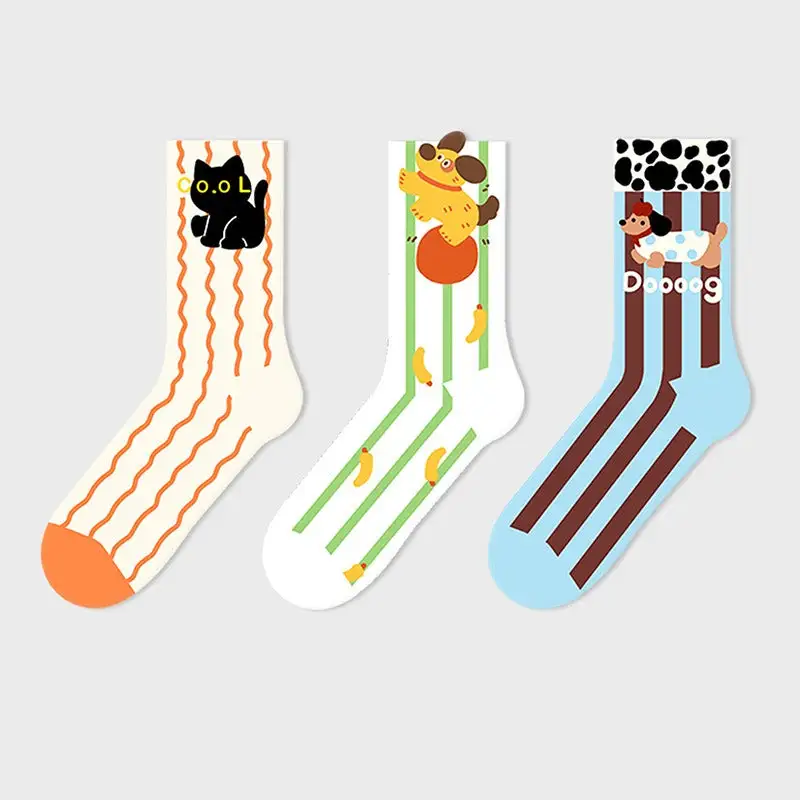 Wavy Stripe Cat Print Crew Socks
