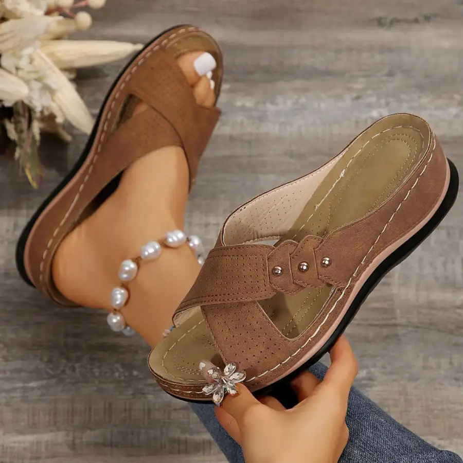 Relaxed Open Toe Platform Sandals