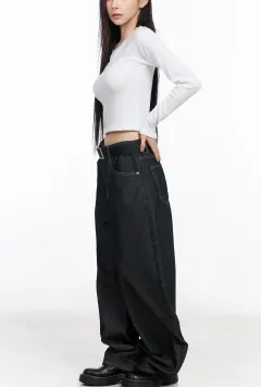 Pocketed Non-Fade Wide Leg Jeans