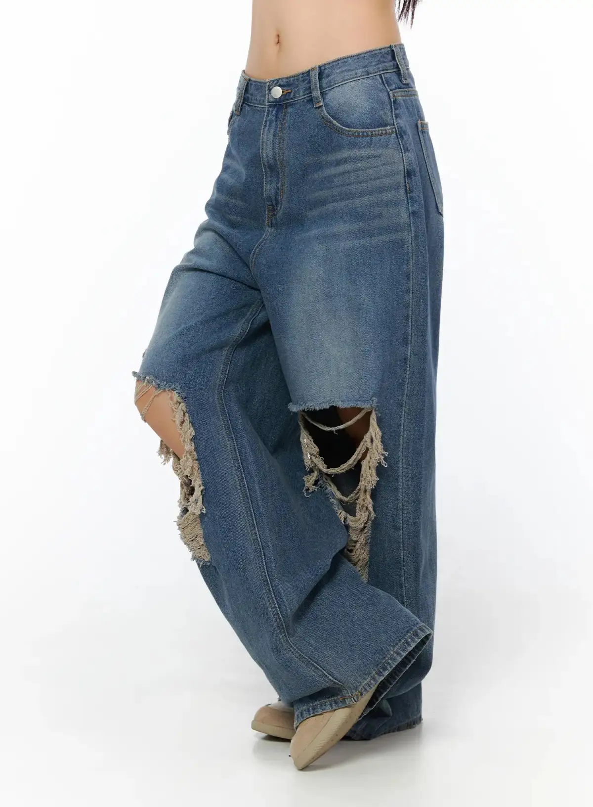 Contemporary Distressed Wide Leg Jeans