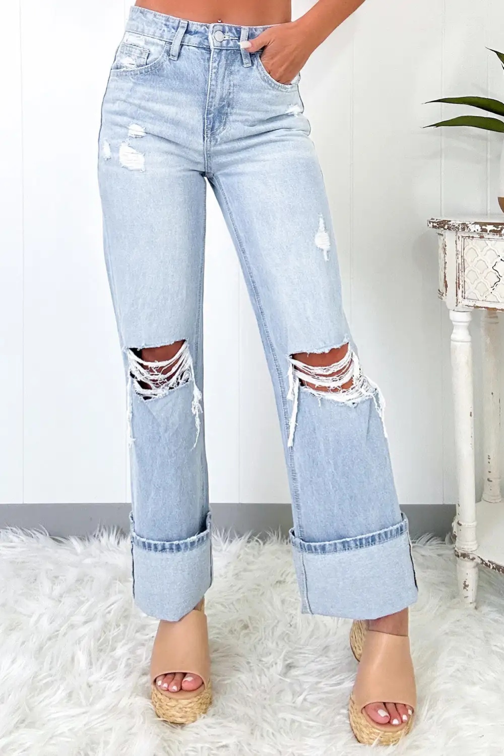Women's Light Wash Distressed Straight Jeans