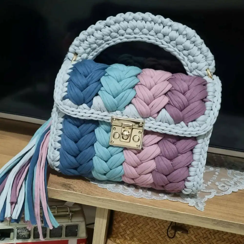 Classic Crochet Shoulder Bag