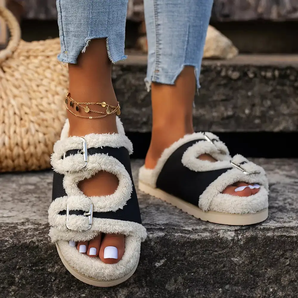 Buckle Decor Plush Lined Platform Slippers