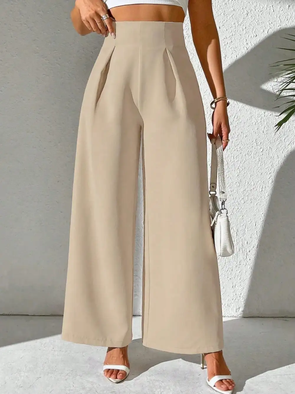 Wide Leg High Waist Detail Pants