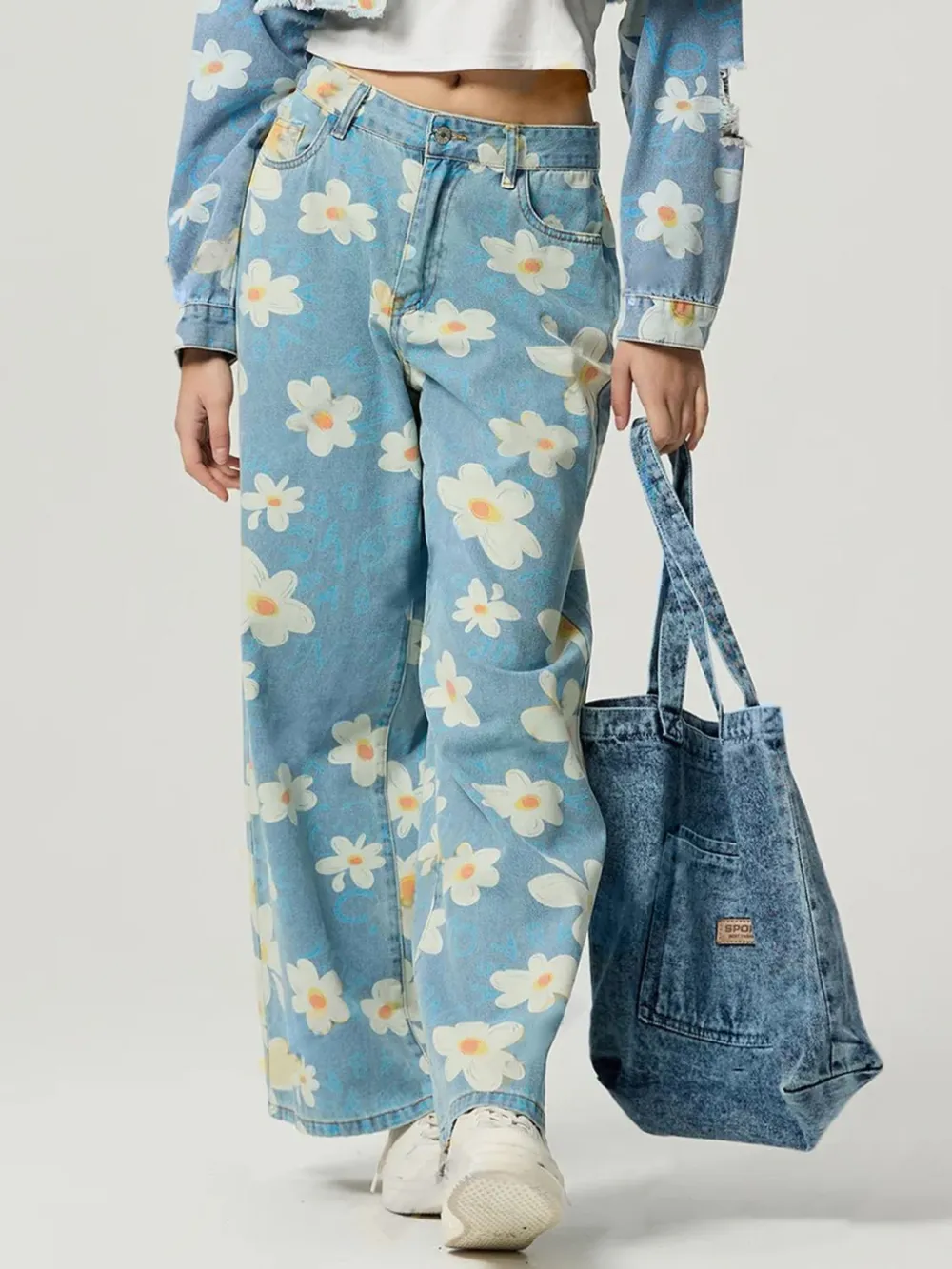 Pocket Floral Wide Leg Denim Jeans