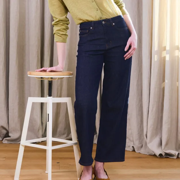 Women's Modern Slim Flare Wide Leg Jeans