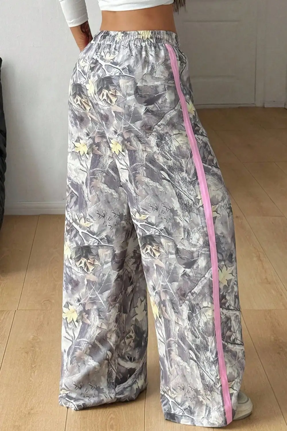 Active Wide Leg Camo Print Pants