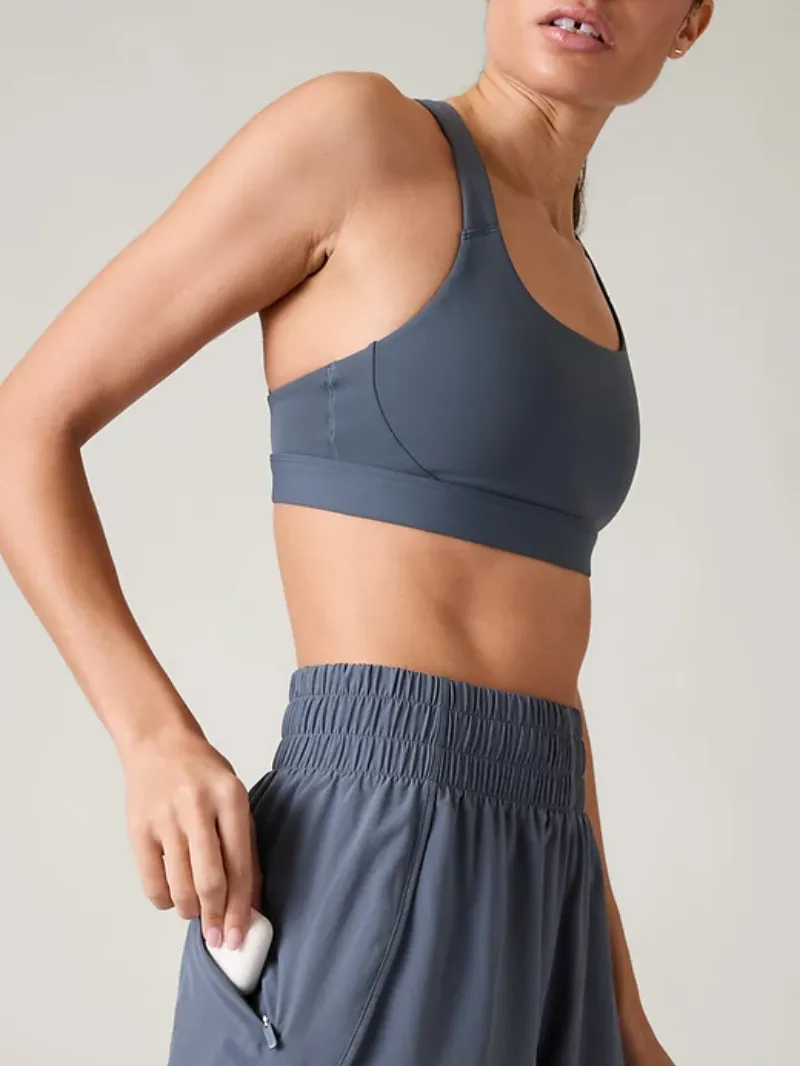 Lightweight Sports Shorts For Airy Casual Style