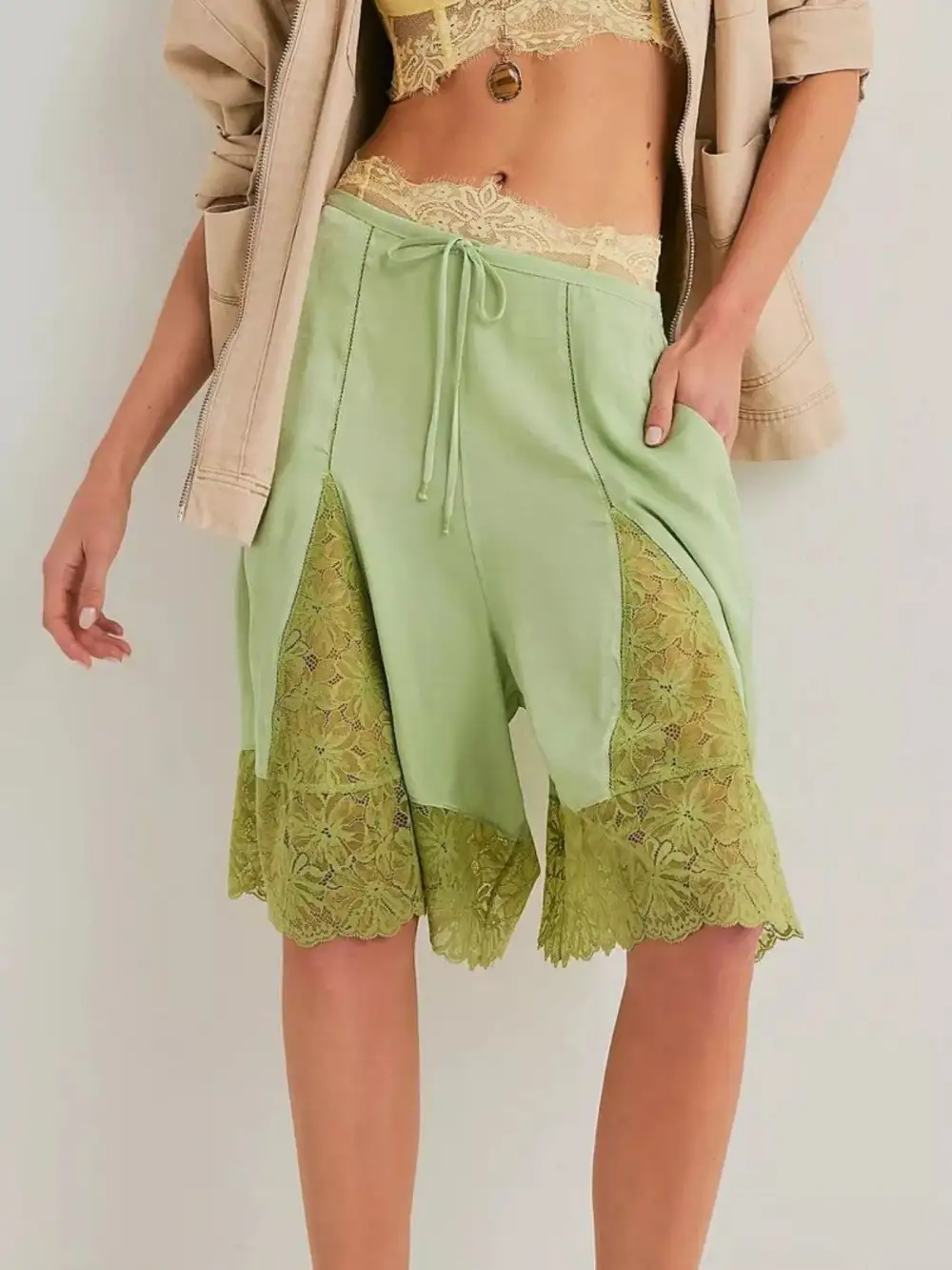 Refined Lace-Trim Casual Shorts