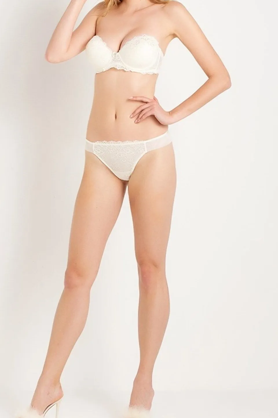 Classic Lace Padded Bra