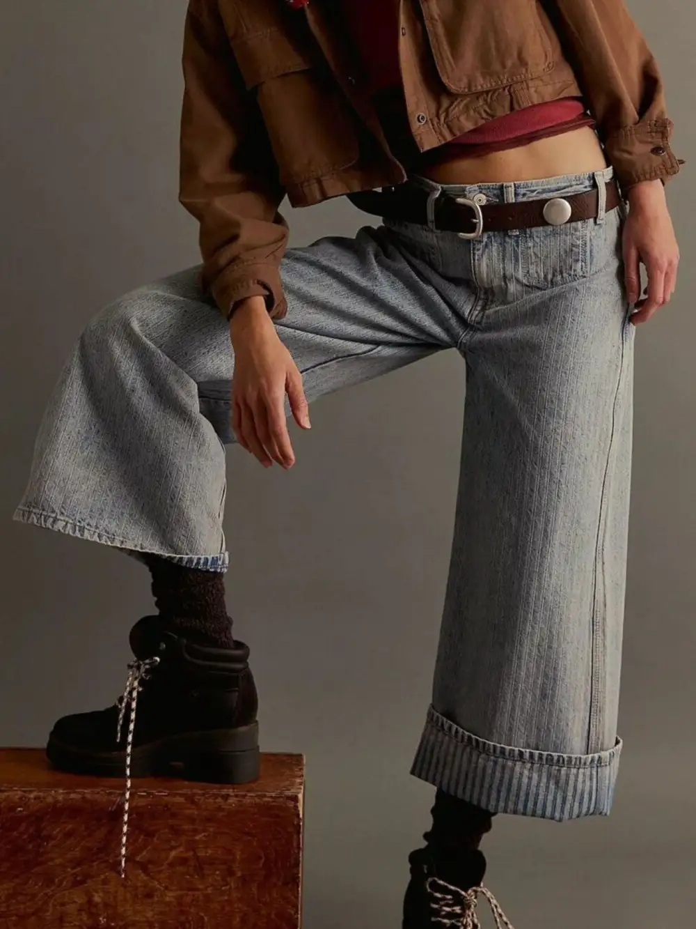 Relaxed Fit Stretch Cropped Jeans
