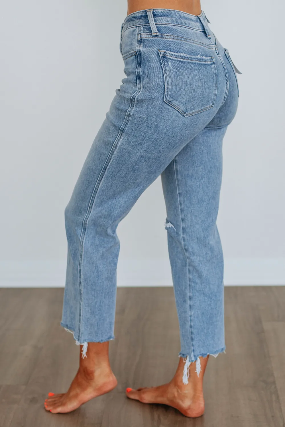 Women's High Rise Straight Leg Minimal Stretch Jeans