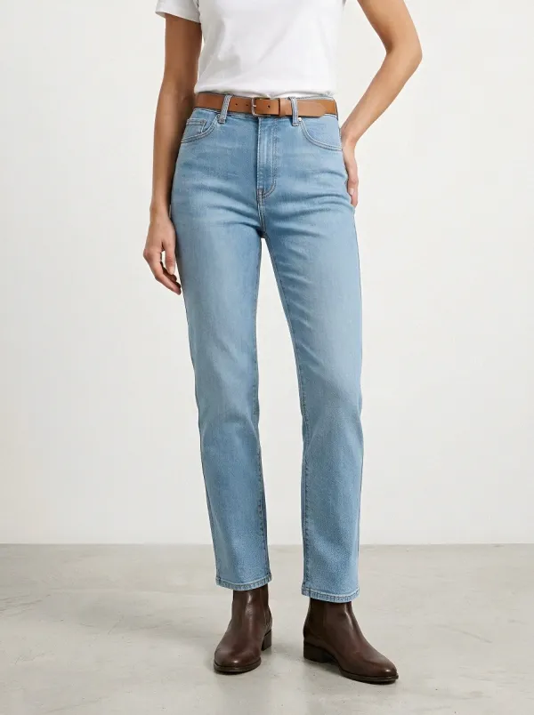 Modern Refined Women's Straight-Leg Jeans