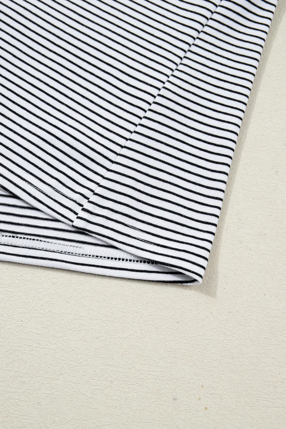 Rose Stripe Contrast Trim Round Tee