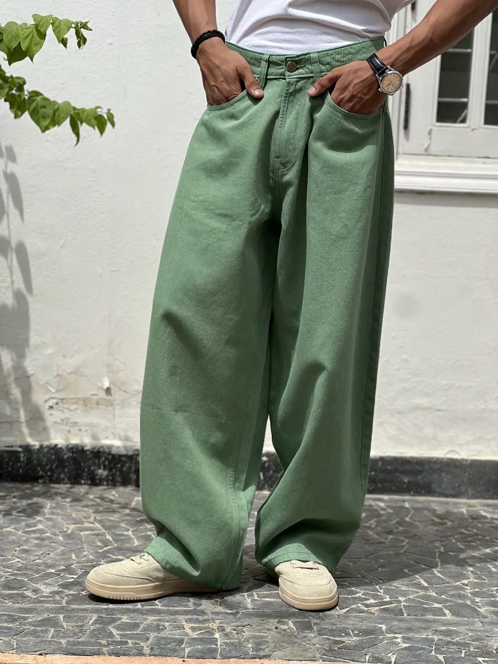Relaxed-Fit Stretch-Denim Barrel Jeans