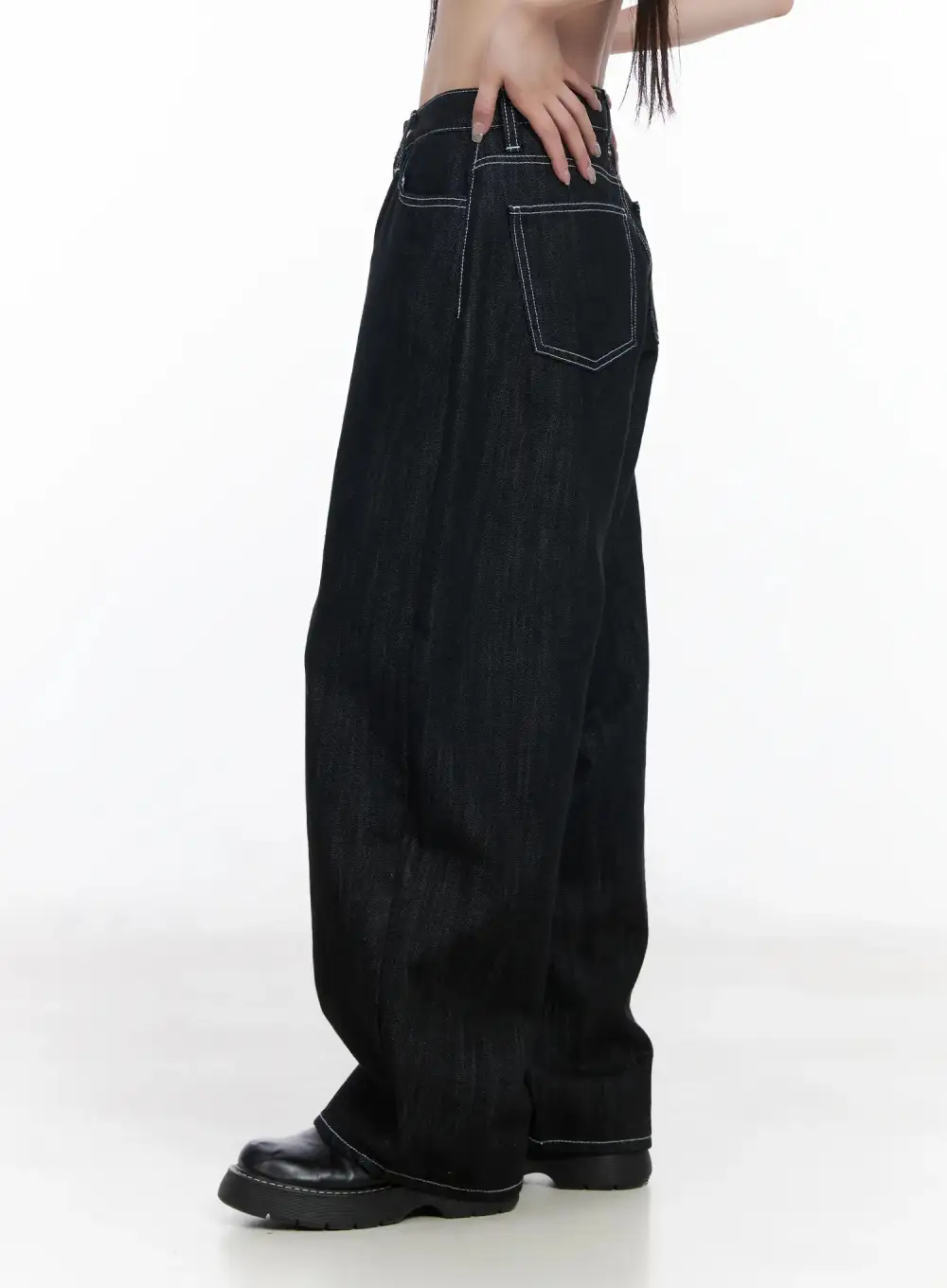 Wide-Fit Stitched Wide Leg Jeans