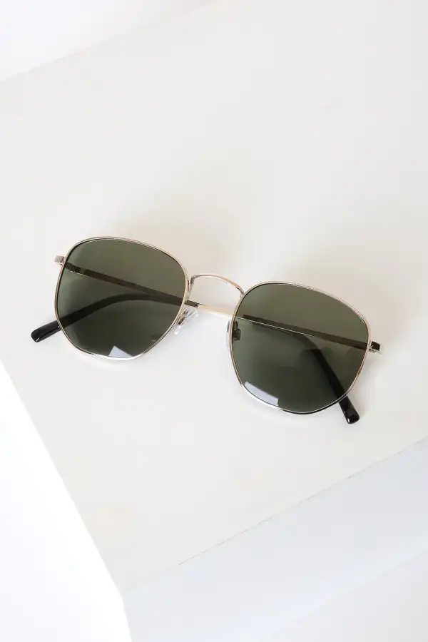 Fashionable And Versatile Golden Hexagonal Sunglasses