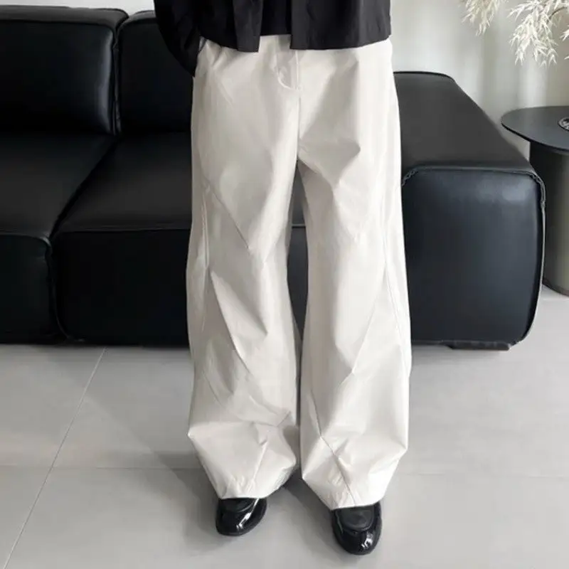 Women's Wide Leg Loose Fit Pleated Curved Cut Pants
