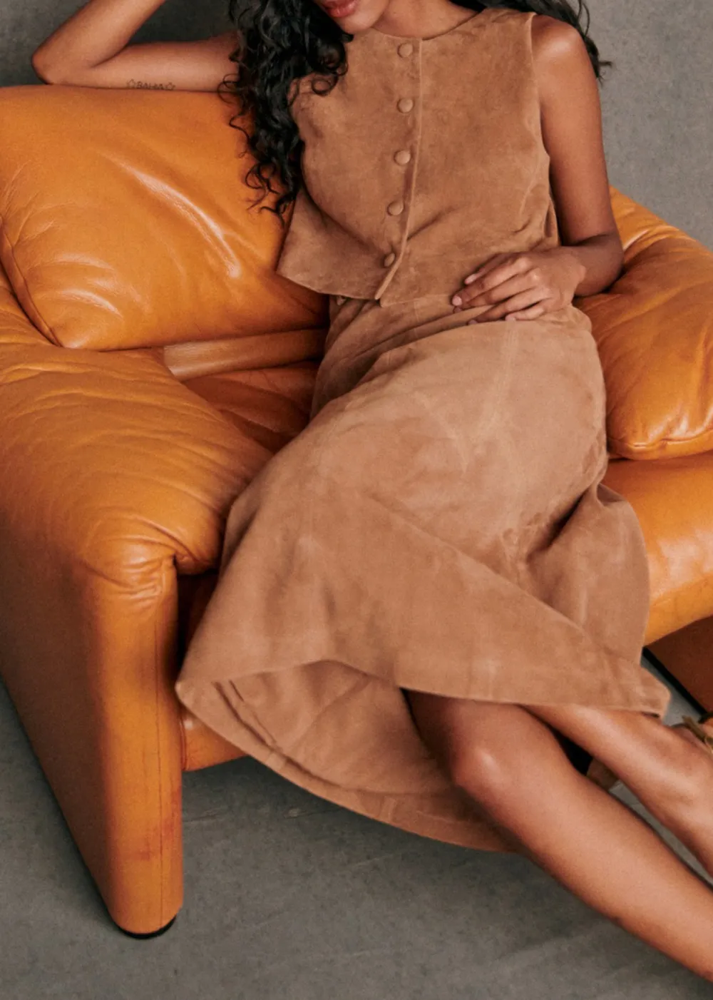 Short Sleeveless Suede Jacket