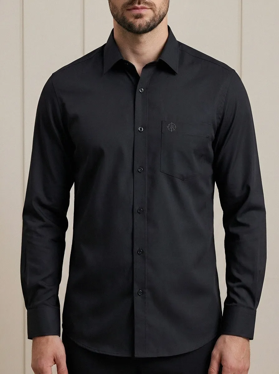 Men's Non-Iron Cotton Compass Logo Embroidered Button-Down Shirt
