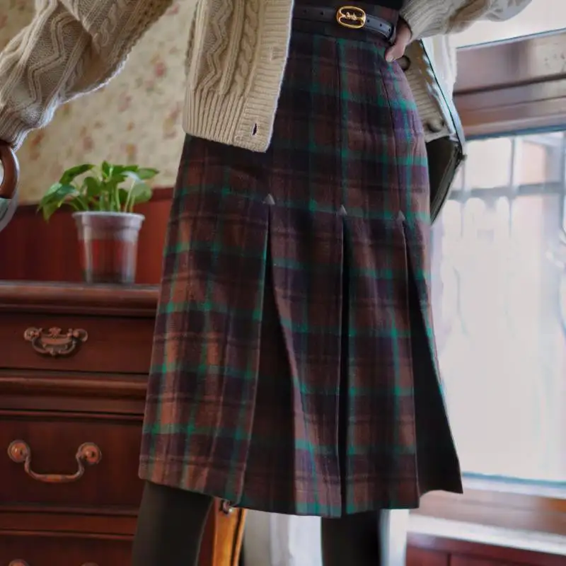 Modern Carry Plaid Pleated Skirt