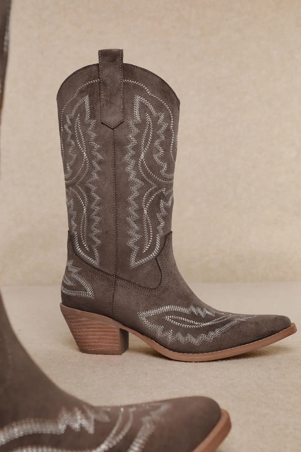 Tessa Mid-calf Western Cowgirl Boot