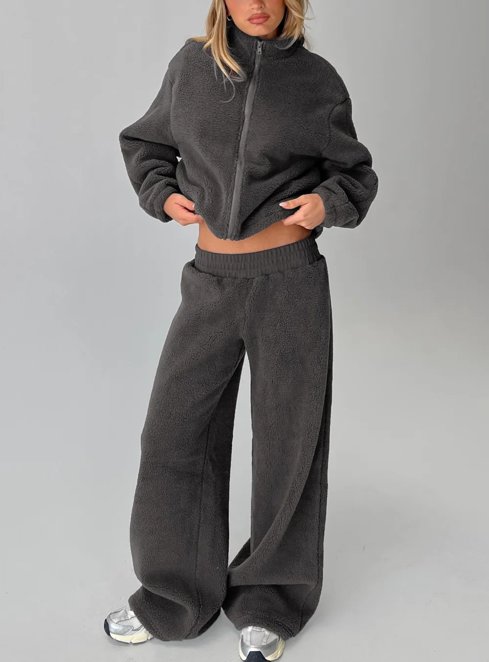 Relaxed Siberia Wide Leg Pants
