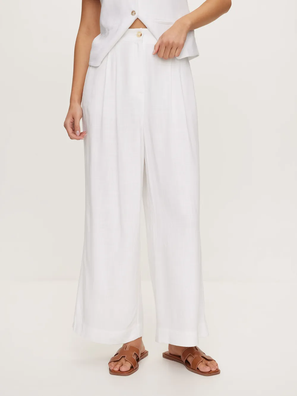 White Suit Fabric Wide-Leg Pant