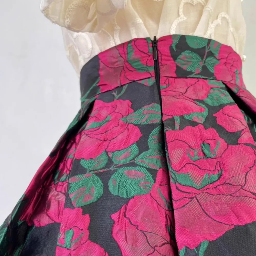 Easy Embroidered High Waist Skirt