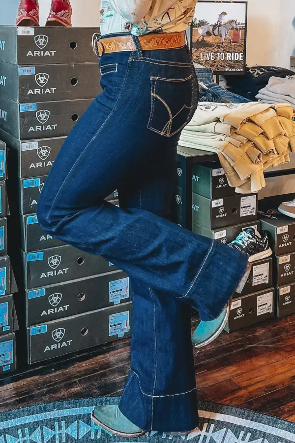 Refined Washed Straight Leg Jeans