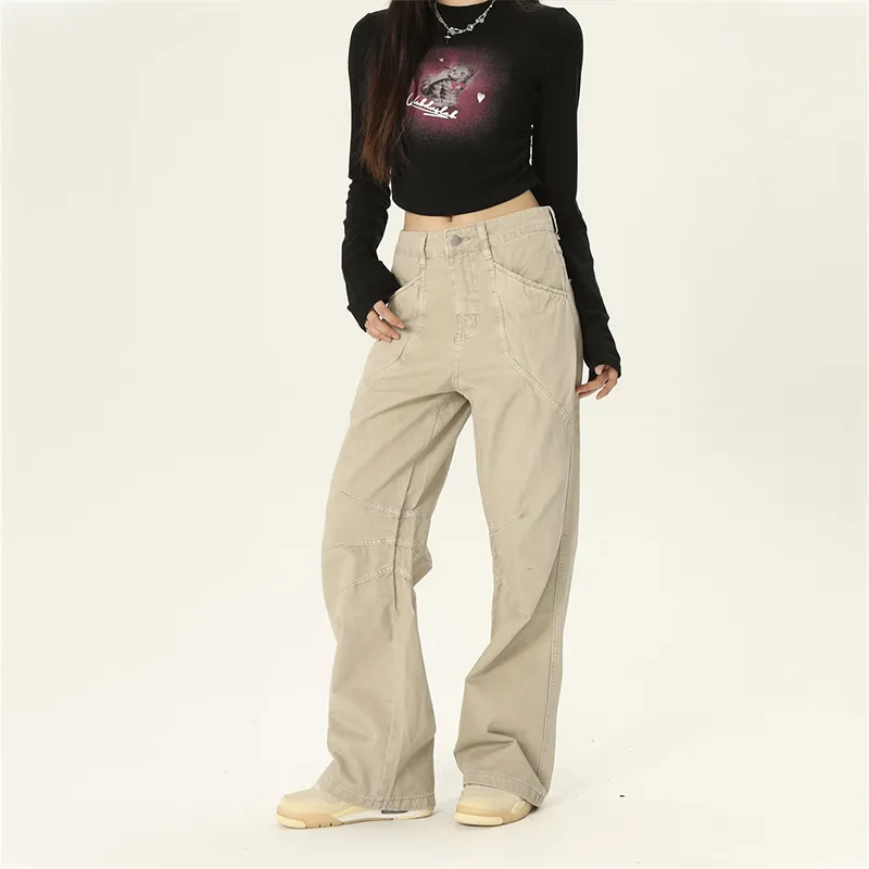 Relaxed Wide Leg Jeans