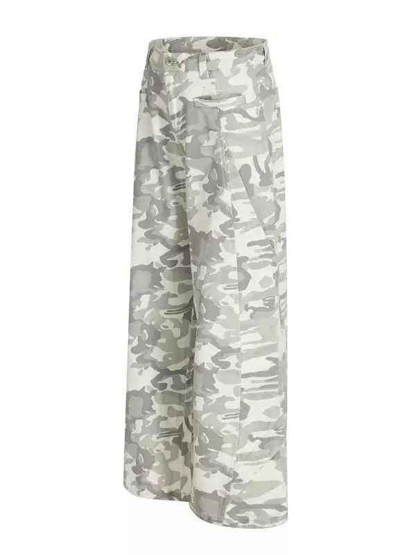 Refined Men's Camouflage Wide Leg Cargo Pants
