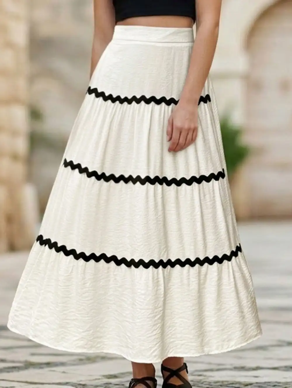 Paneled Elastic Waist Skirt
