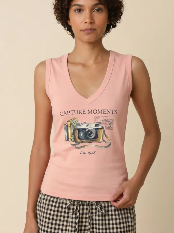 Women's Photography Vintage Camera Graphic V-neck Tank Top