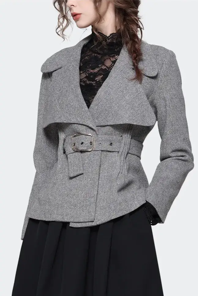 Modern Notched Collar Woolen Blazer