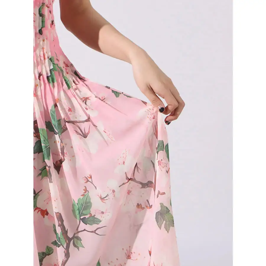Classic Floral Print Pleated Maxi Dress