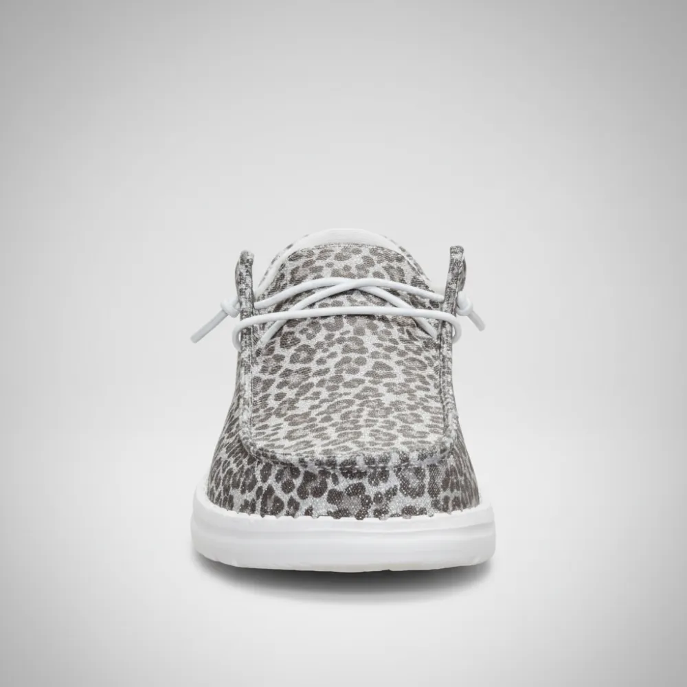 Wendy Luxe Leo Casual Shoes