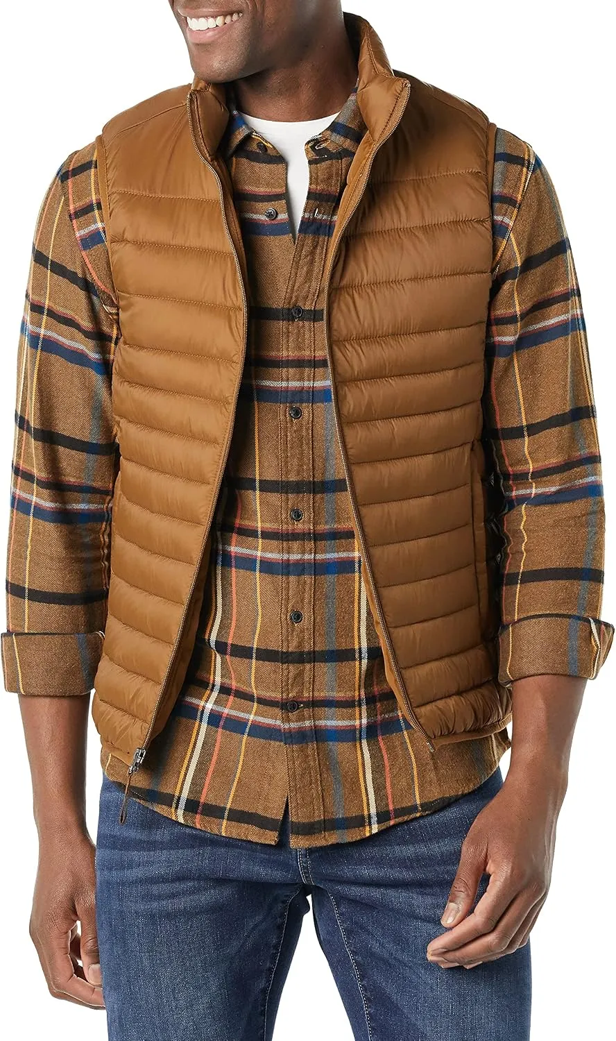 Amazon Essentials Men's Lightweight Water-Resistant Packable Puffer Vest