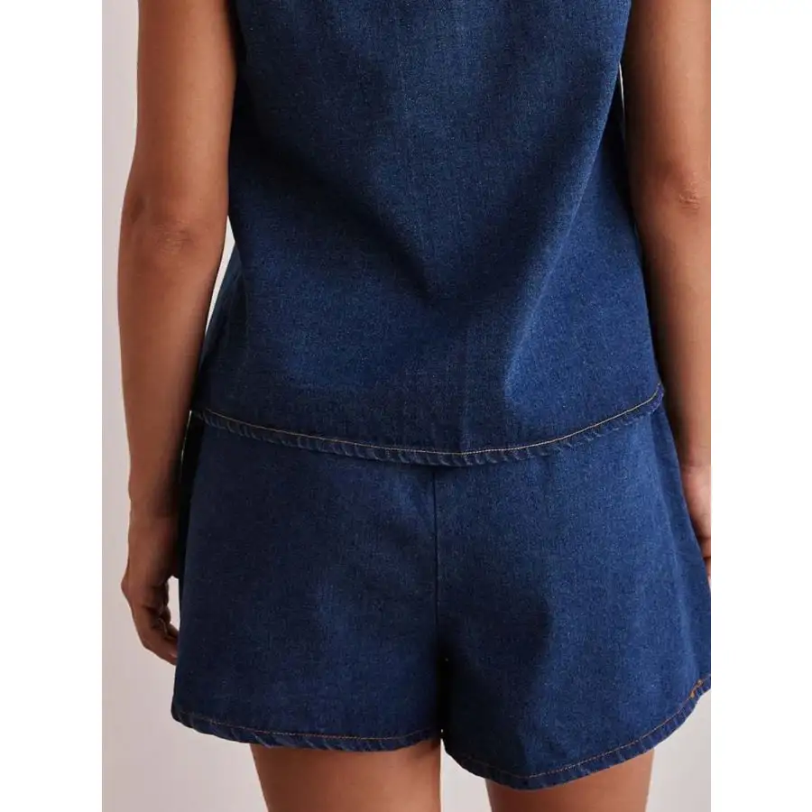 Textured Elastic Waist Denim Shorts