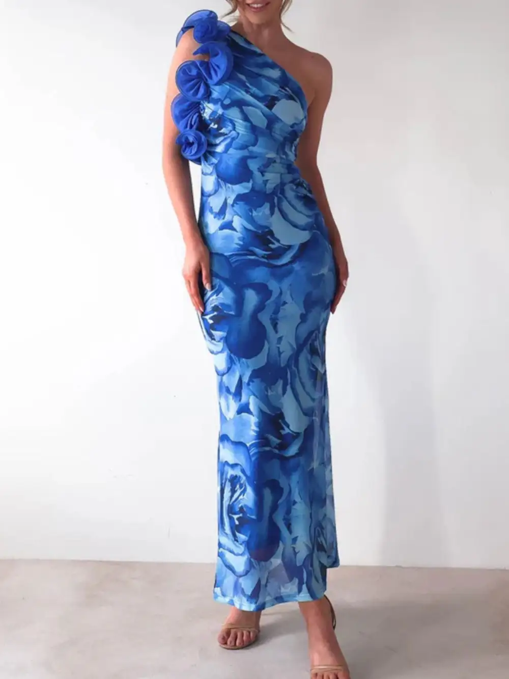 Gathered Detail Floral Printed Maxi Dress