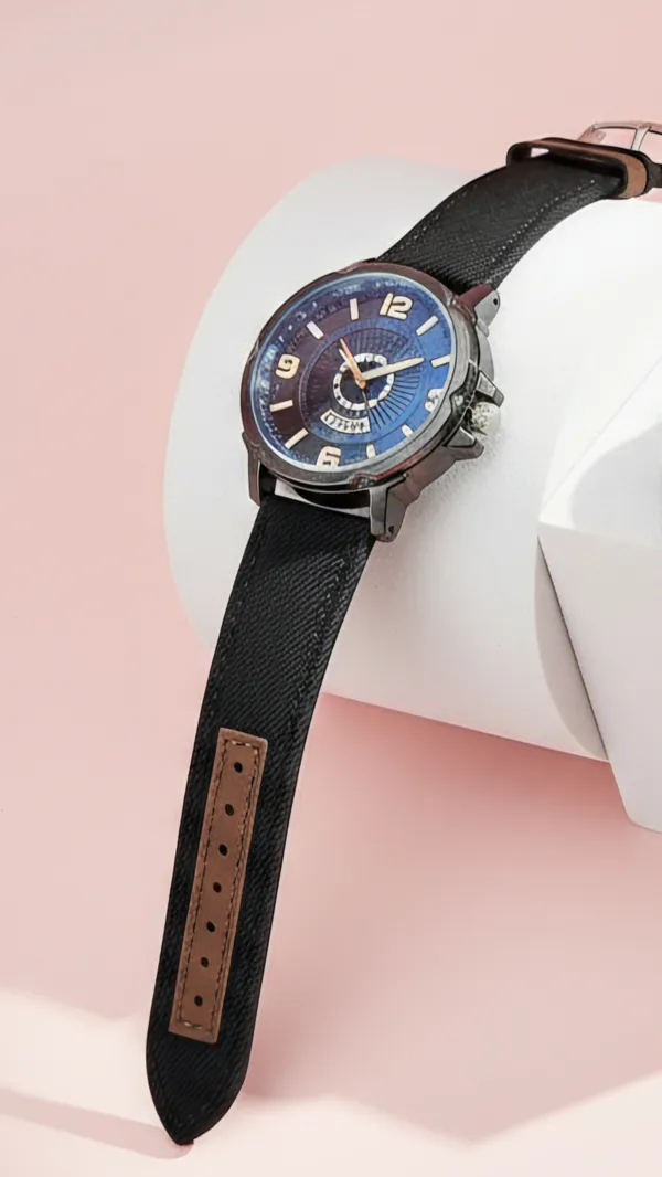 Round Face Adjustable Fashion Watch