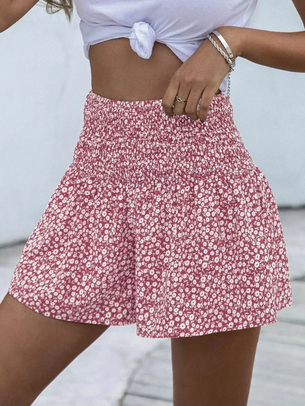 Elastic-Waist Floral-Print Casual Shorts