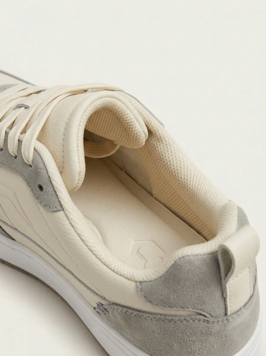 Lace-Detail Perforated Geometric Women's Low-Top Skate Sneakers