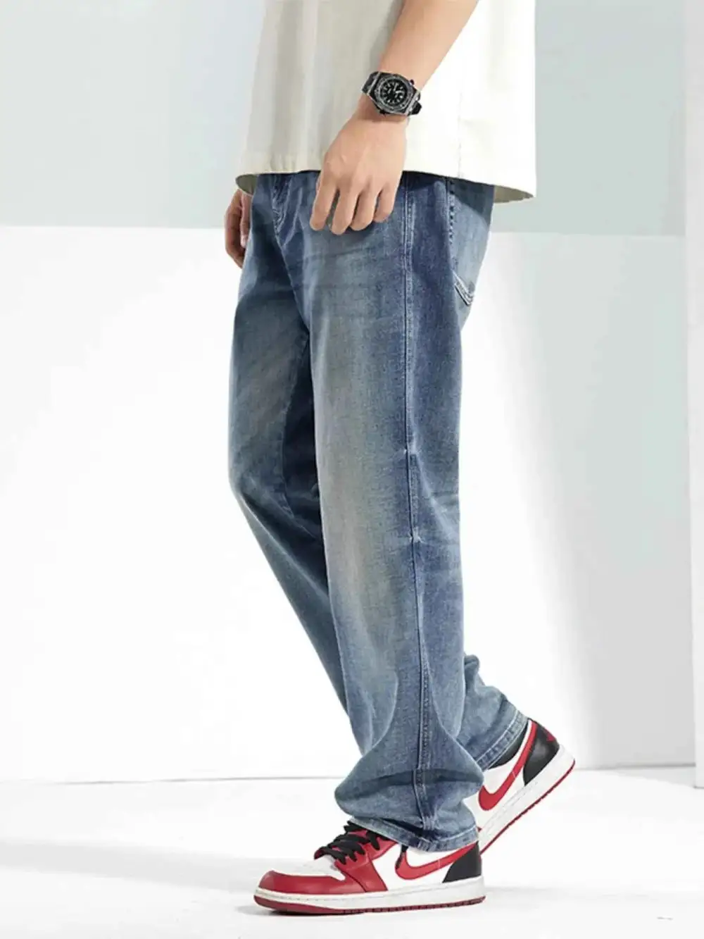 Washed Straight Jeans