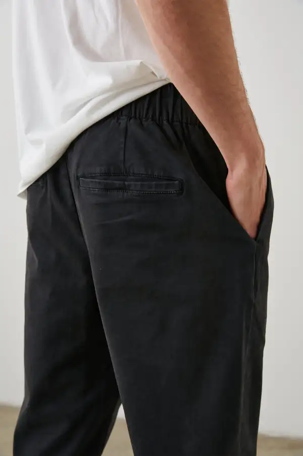 Julian Pant - Washed Black